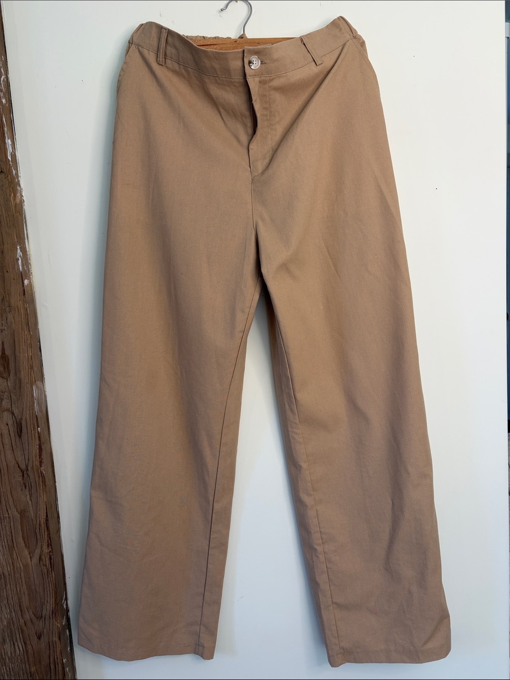Women’s Wide-Leg Trousers in Tan